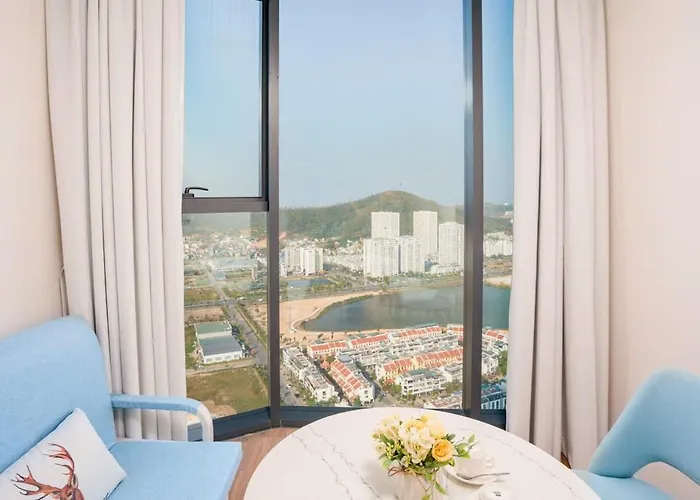Seaside Elegance- A La Carte Ha Long