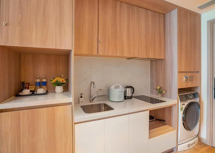Apartment Seaside Elegance- A La Carte Ha Long