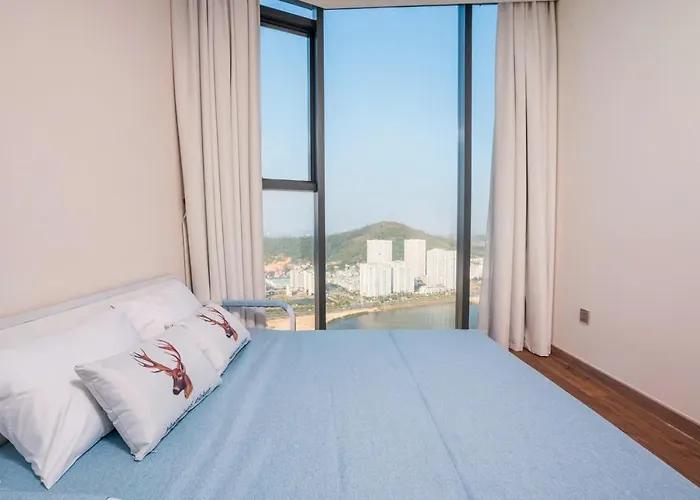 Seaside Elegance- A La Carte * Ha Long