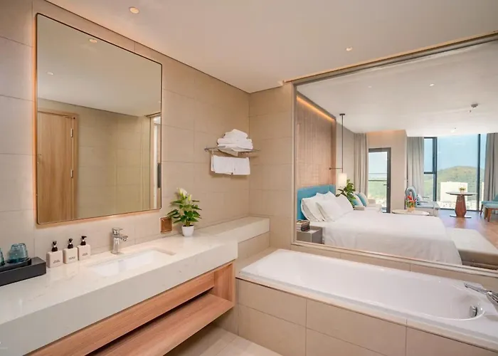 Apartment Seaside Elegance- A La Carte *